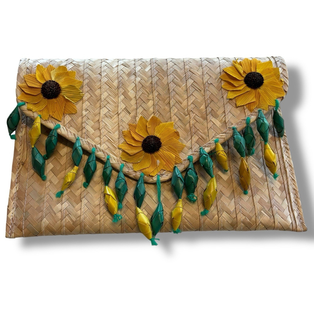 Handwoven Straw Clutch Sunflower Decor Boho Wicker Purse Artisan Beach Bag - Picture 3 of 9
